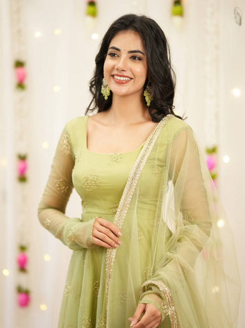 Graceful Lilac Anarkali Suit for Festive Wear